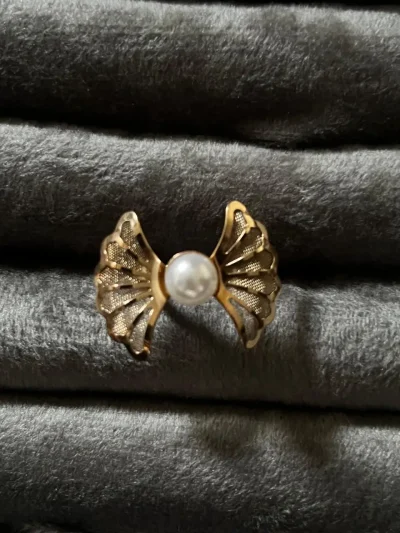 Pearl Auria Halo