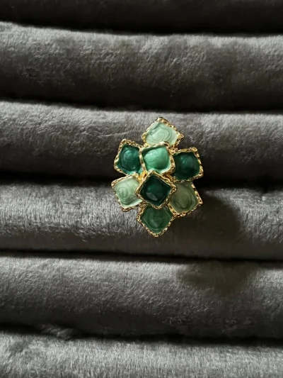 Tonal Green Aurum