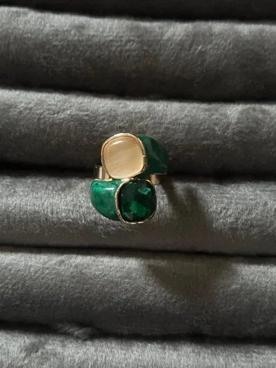 Aurum in Green
